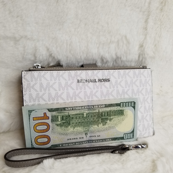 2 pcs Michael Kors Backpack + Wristlet wallet only - Picture 10 of 11